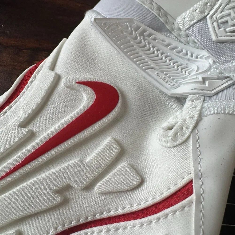 Nike Superbad 7.0 NFL Player Issue KC Chiefs Football Gloves